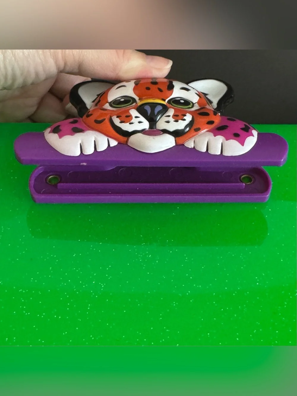 LISA FRANK Tiger Green Clipboard Storage Case & Glamour Dolls Blush Brush